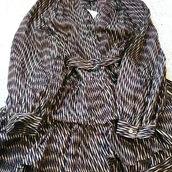 Banana Republic Tier Dress - Picture 8 of 9